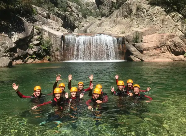 Canyoning Vacca - Toboggan éjectable dans le canyon de la Vacca